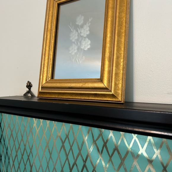 gold framed etched mirror - Picture 10 of 10